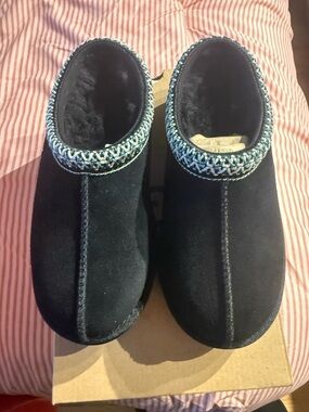 UGG Black Slip-On Slippers with Textured Rubber Soles